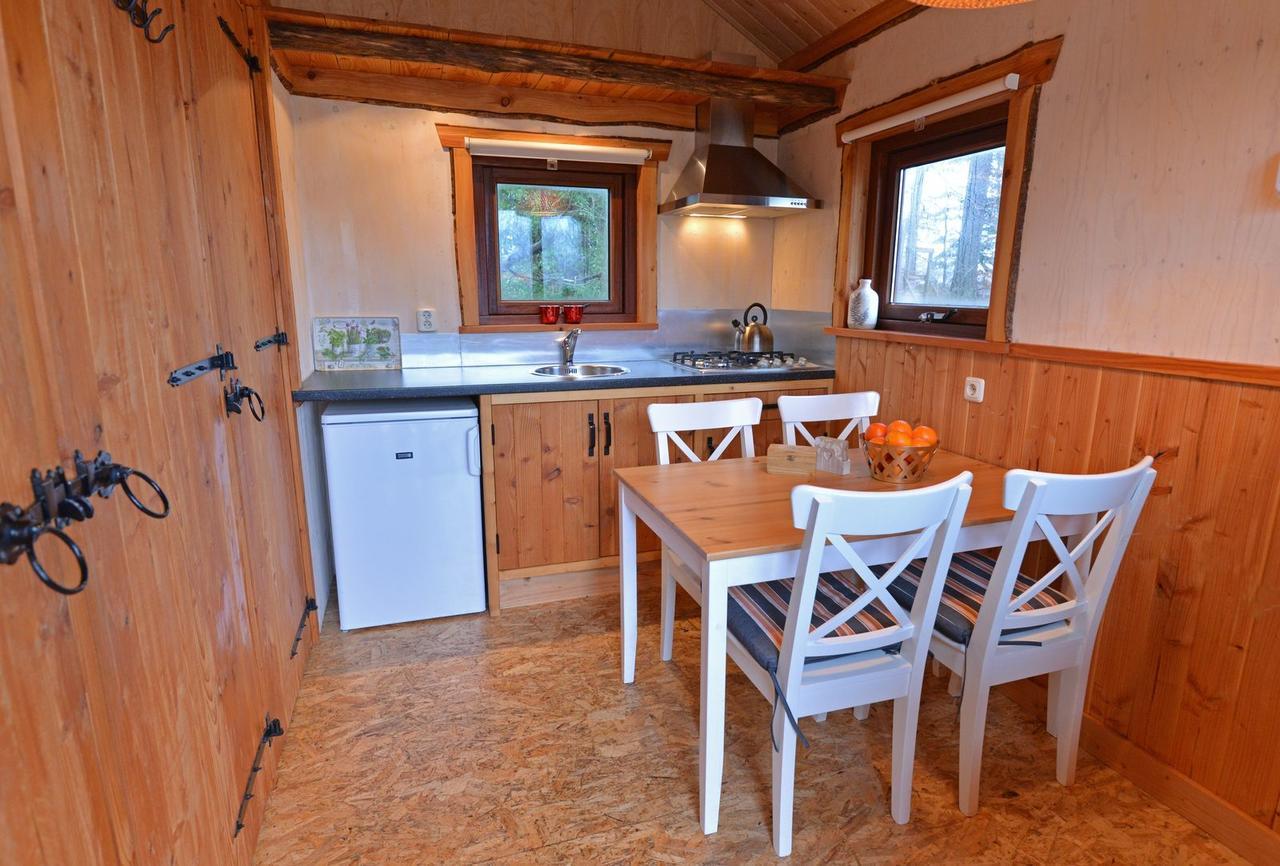 Camping De Koeksebelt 옴멘 외부 사진