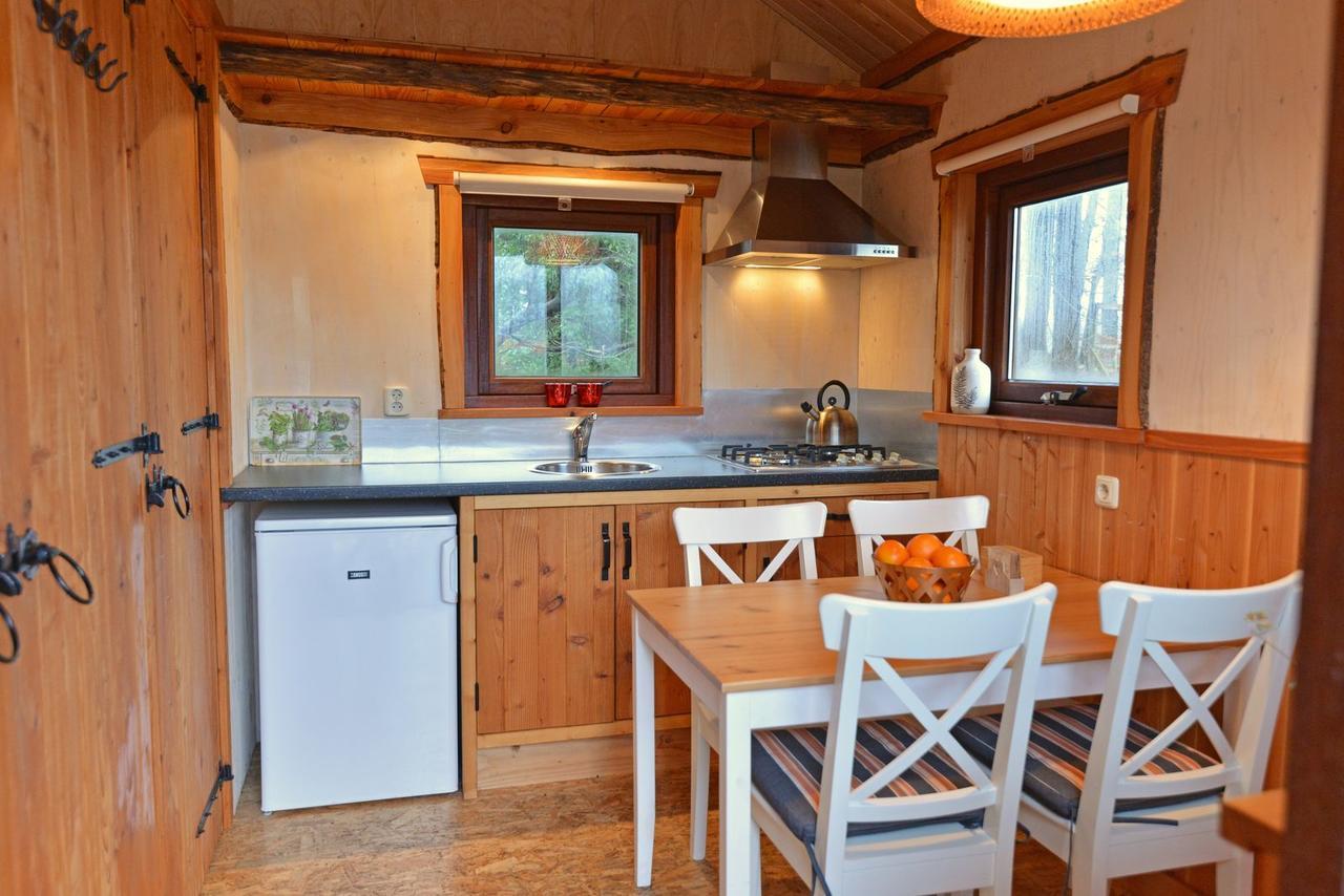 Camping De Koeksebelt 옴멘 외부 사진