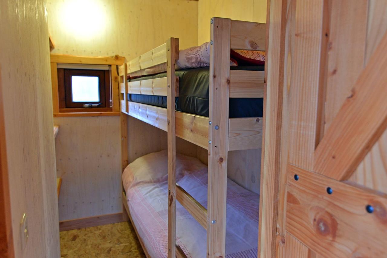 Camping De Koeksebelt 옴멘 외부 사진