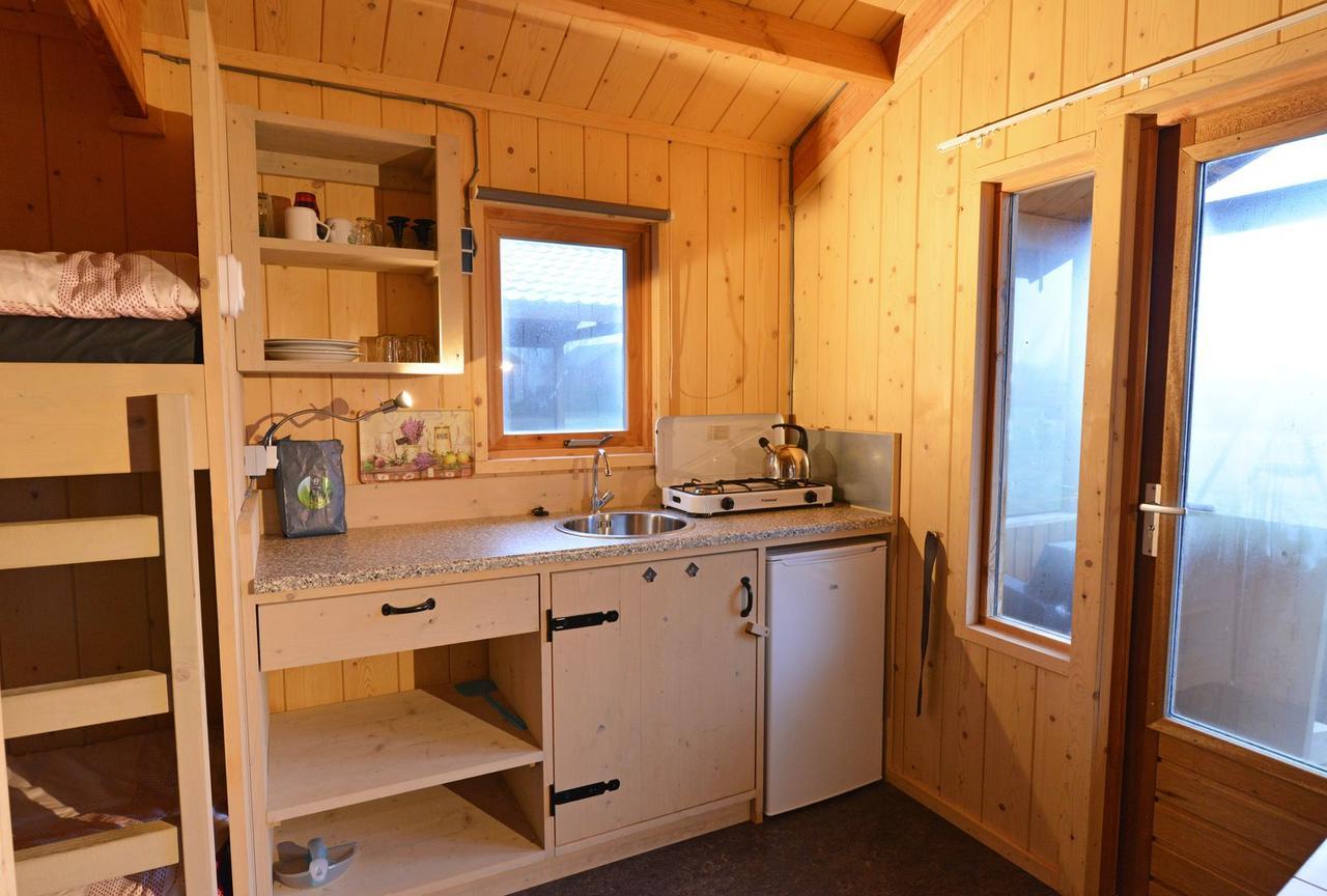 Camping De Koeksebelt 옴멘 외부 사진