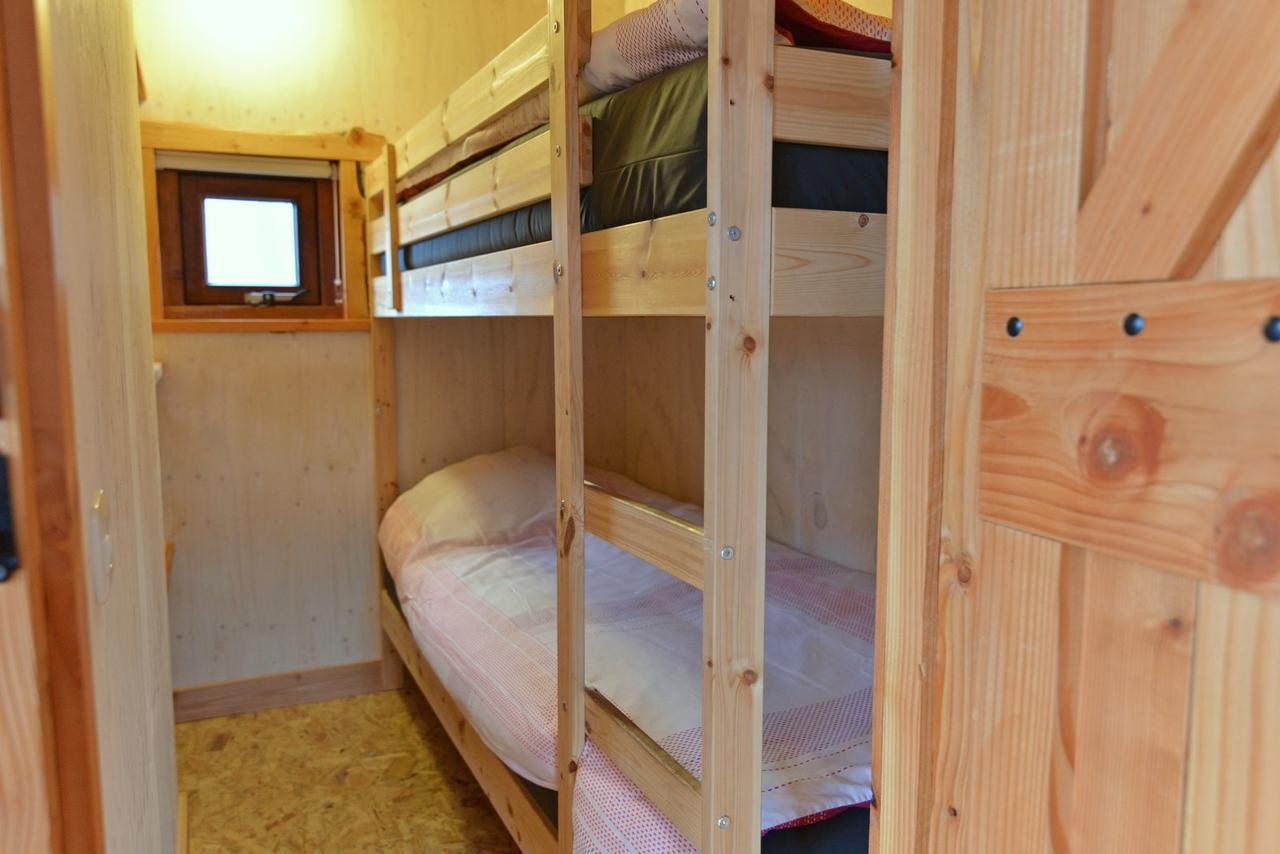 Camping De Koeksebelt 옴멘 외부 사진